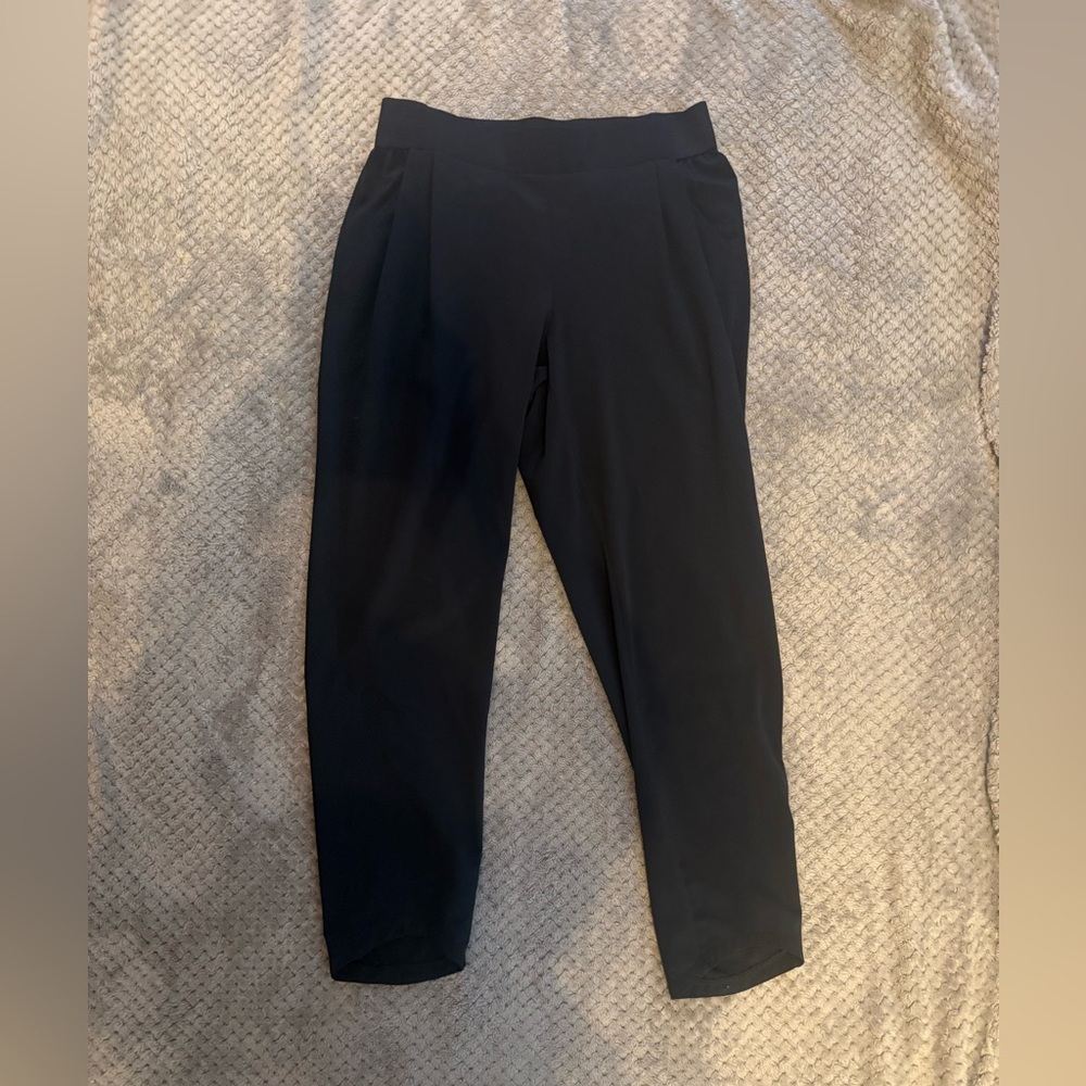 All in Motion Women's Woven High-Rise Trouser {Small}